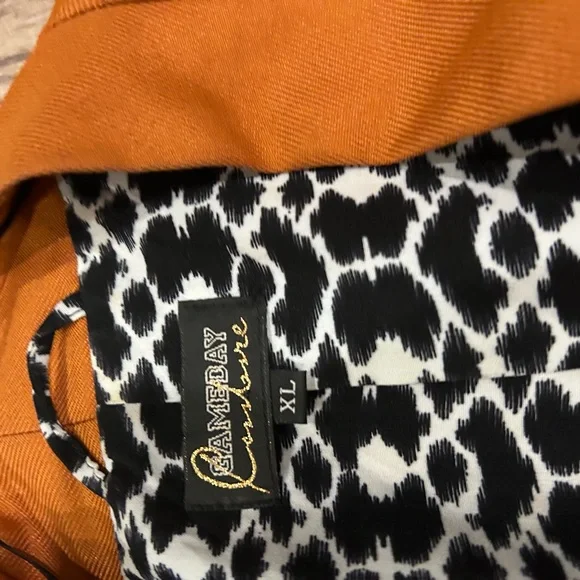 Elegant Women's Orange Suit Jacket - Picture 3 of 6